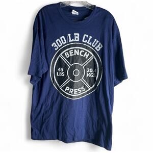 Bench Press 300 Lbs CLUB Tshirt Powerlifting Bodybuilding Fitness Lifting 2XL